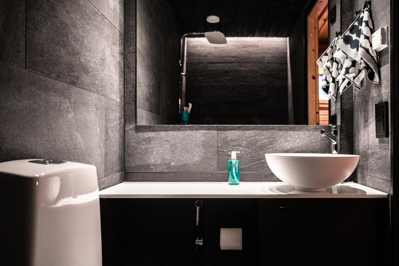 Keloruka 15 Luxury Lodge, 5 Ensuite Bedrooms, 250 M2, Jacuzzi, 2 X Pass Chalet *