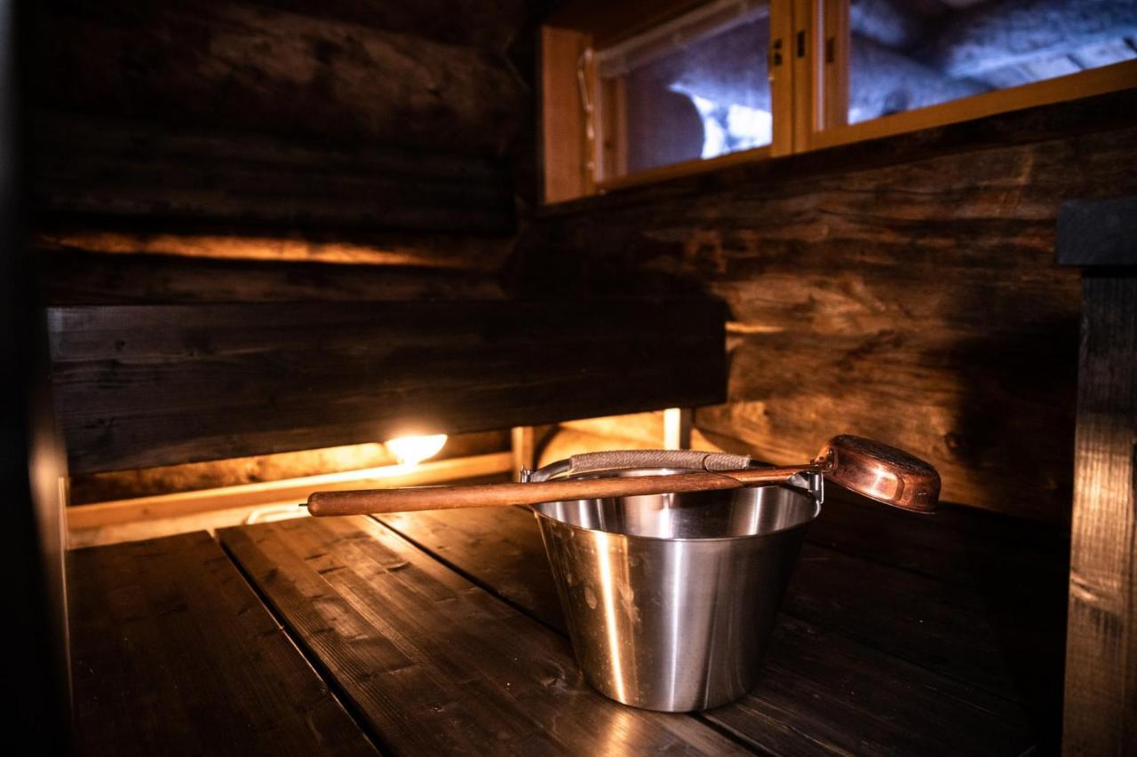 Chalet Keloruka 15 Luxury Lodge, 5 Ensuite Bedrooms, 250 M2, Jacuzzi, 2 X Pass Ruka